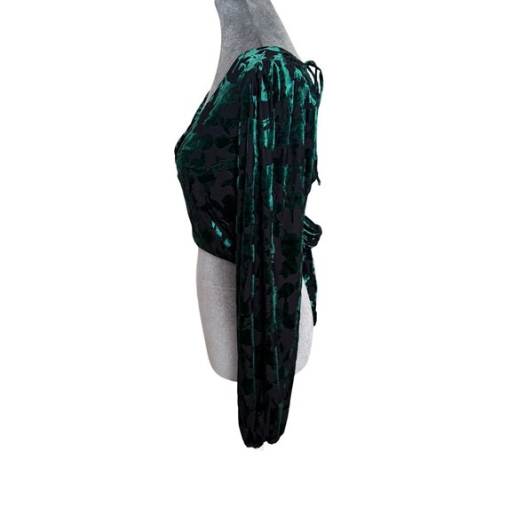 12th Tribe Green & Black Velvet Floral Long Sleeve Wrap Crop Top Womens L - Picture 3 of 6